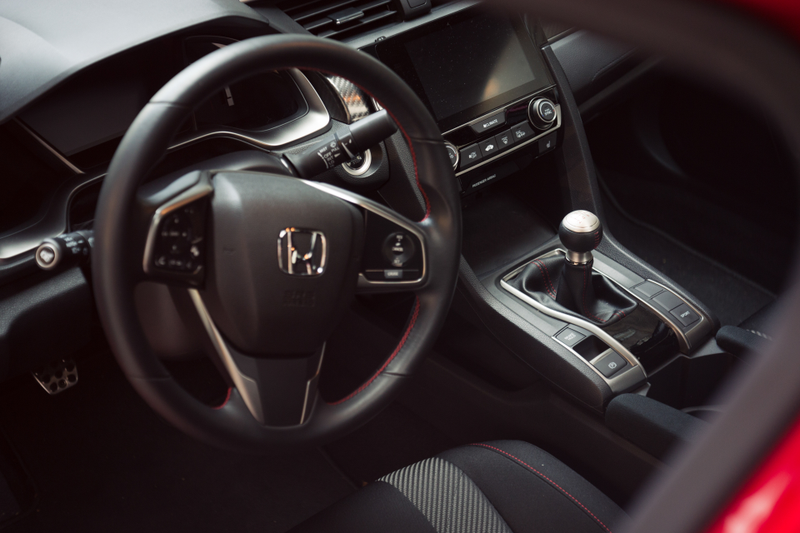 Illustration for article titled The 2017 Honda Civic Si Is A Love Letter To The Manual Transmission